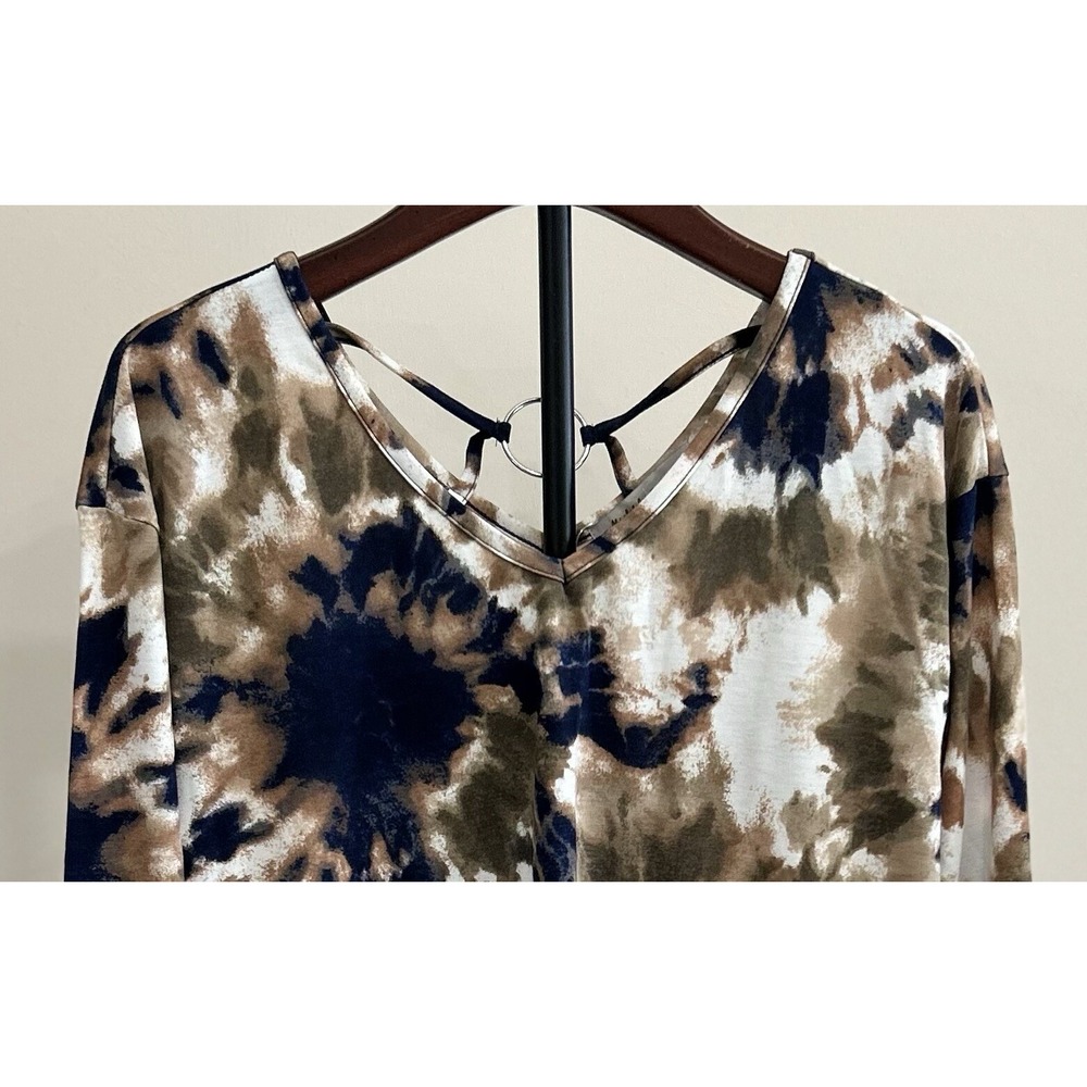 ABSOLUTELY FAMOUS Women's Top Pullover Long Sleeve Small Tie-Dye V-Neck NWT - Picture 2 of 7